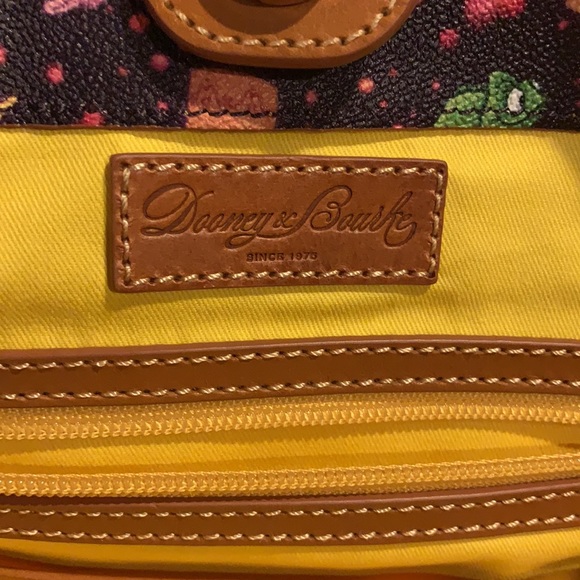 Disney x Dooney Bourke Rapunzel Tangled Tote bag - Picture 13 of 14